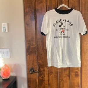 Disney parks 1955 baseball tee size medium